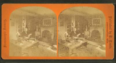 Vista de Amos Alcott en su estudio de American Photographer