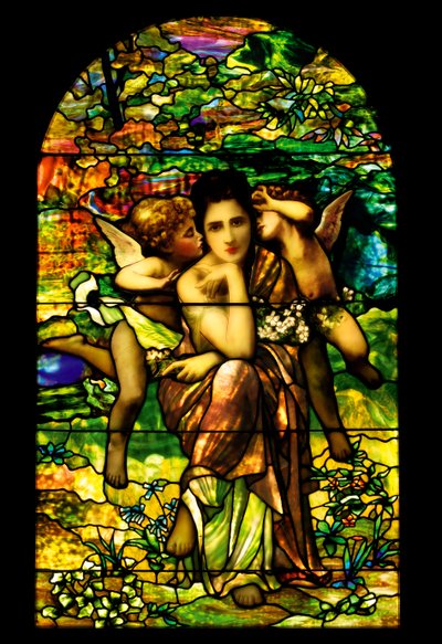 Una ventana de vidrio favrile con plomo y chapado, c.1895 de American School