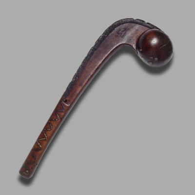 Maza con cabeza de bola de American School