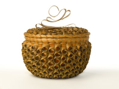 Cesta, Abenaki de American School