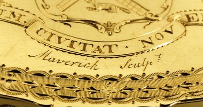 (detalle) de la Caja de la Libertad de John Jay de American School