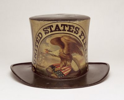 Sombrero de desfile de bomberos pintado por David Bustill Bowser, c.1850 de American School