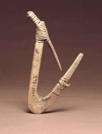 Anzuelo de fletán, c.1800 (madera y raíz de abeto) de American School
