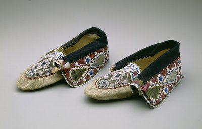 Mocasines, Chippewa, c.1835 de American School
