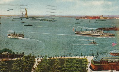 Puerto de Nueva York desde Battery, mostrando la Estatua de la Libertad y Ellis Island de American School