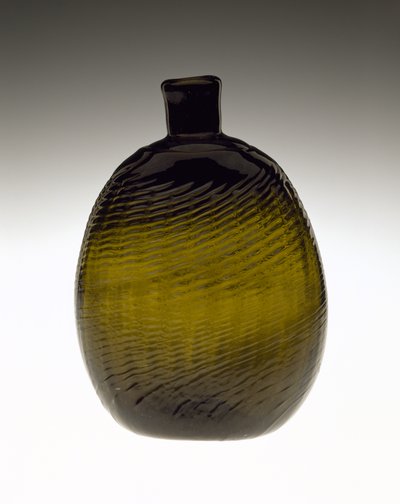 Botella de bolsillo de American School