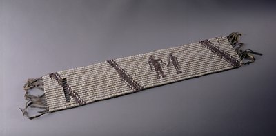Cinturón de wampum, hecho por el pueblo indígena Lenni Lenape, Pensilvania de American School
