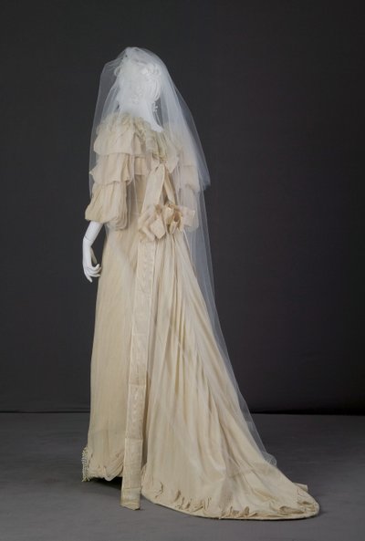 Vestido de novia, 1892 de American School