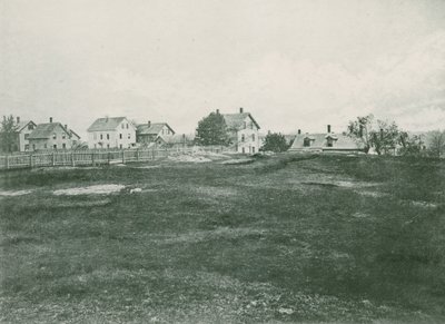 Witch Hill, Salem de American School