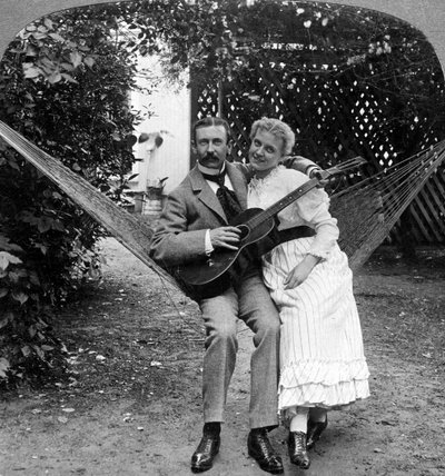 La Pareja Musical en la Hamaca de American Stereoscopic Company