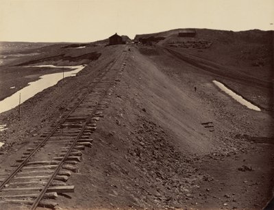 Placa 2. Canon de granito, desde el depósito de agua,1869 (foto) de Andrew Joseph Russell