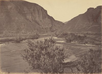 Lámina 37. Paso de Wilhelmina, desde el este,1869 (foto) de Andrew Joseph Russell