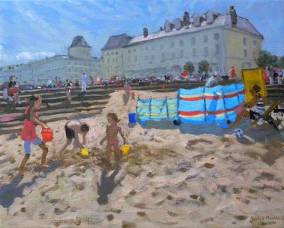 Jugando en la arena, Llandudno, 2010 de Andrew Macara
