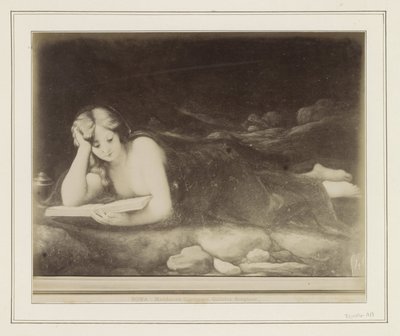 Reproducción fotográfica de una pintura de Antonio da Correggio, que representa la penitencia de María Magdalena ROMA - Maddalena Correggio, Galleria Borghese (título sobre objeto) de Anonymous