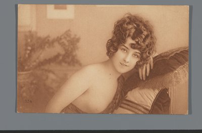 retrato, de, un, mujer desconocida, con, pecho desnudo de Anonymous