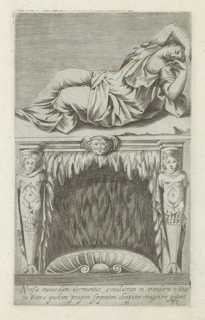 Sculptuur van de slapende Ariadne boven een schouw Algunos imaginan la imagen de cierta Ninfae durmiendo en un verde Vaticano en Roma por la imagen de serpiente de Cleopatra (título sobre objeto) Antieke sculptn en Roma (título de la serie) Antiguas estatu de Anonymous