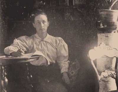 Hilma af Klint, c. 1890 (fotografía) de Anonymous Anonymous