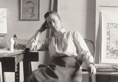 Hilma af Klint en su estudio de Hamngatan, Estocolmo, hacia 1895 (fotografía) de Anonymous Anonymous
