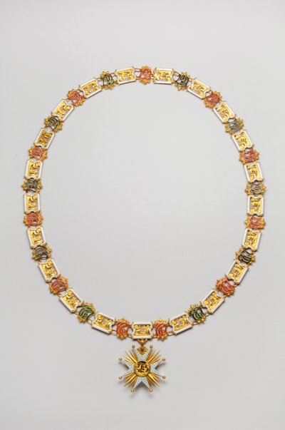Reino de Baviera - Orden de San Huberto: collar usado por Luitpold, Duque en Baviera (1890-1973) - Finales del siglo XVIII - Oro y esmaltes - Collar: L 122 cm; peso 460 g (incluido el colgante) - Colgante: D 7.5 cm - Colección privada de Anonymous Anonymous