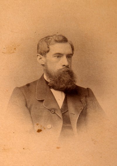 Retrato del coleccionista, mecenas y fundador de la galería Pavel Mikhailovich Tretyakov (Pavel Mikhailovitch Tretiakov) (1832-1898). Foto de albúmina de Anonymous Anonymous