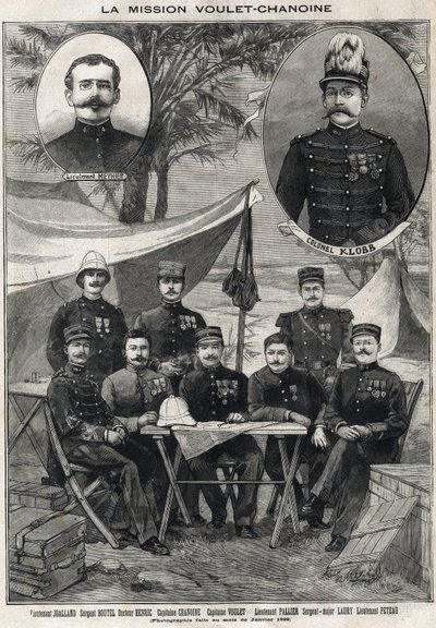 La misión Voulet Chanoine: retrato del teniente Octave Meynier (1874-1961) y el coronel Arsene Klobb (1857-1899) con, de izquierda a derecha: teniente Joalland, sargento Boutel, doctor de Anonymous Anonymous