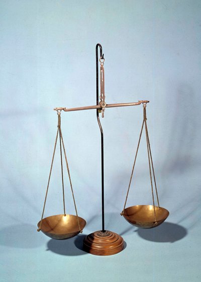 Instrumento de medición: balanza de Antoine Lavoisier (1746-1794), químico francés de Antoine Laurent de Lavoisier