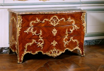 Cómoda de Luis XV de Antoine Robert Gaudreaux
