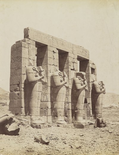 Ramesseum, Tebas, vista del sureste del Segundo Patio de Antonio Beato