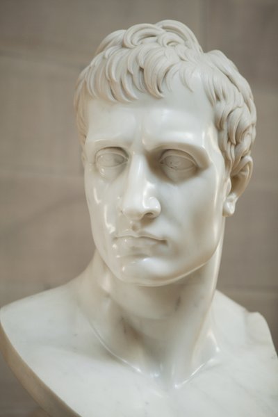 Napoleón Bonaparte (mármol) de Antonio Canova