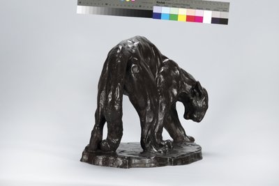 Gran Puma Oliendo Rastro de Buey de Arthur Putnam