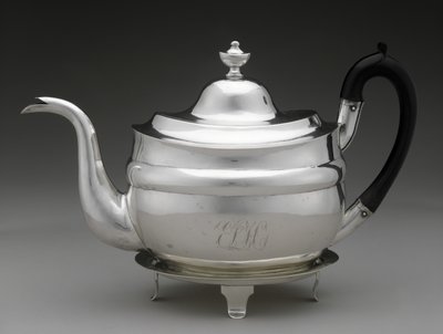 Tetera y Tapa con Soporte, c. 1798-1812 de Asa Whitney