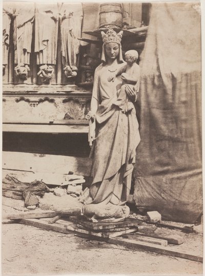 Estatua de la Virgen, Notre Dame de París de Auguste Mestral