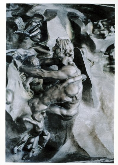 Las Puertas del Infierno, detalle de Ugolino y sus Hijos, panel central izquierdo (detalle) de Auguste Rodin