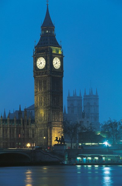 Vista nocturna del Big Ben en el Támesis, Londres, Inglaterra, Reino Unido de Augustus Welby Pugin