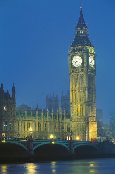 Reino Unido, Inglaterra, Londres, Palacio de Westminster y Big Ben de noche de Augustus Welby Pugin