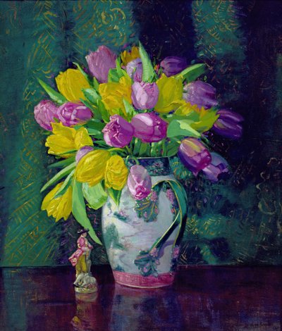 Tulipanes amarillos y malvas en un jarrón de Augustus William Enness