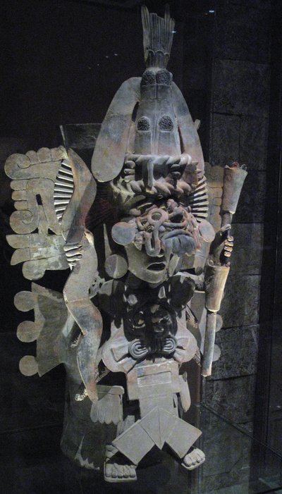 Incensario en forma del dios Nappatecuhtli, Tláhuac, período Posclásico Tardío, c.1500 de Aztec