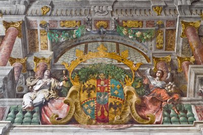 Detalle con cornisa y figuras alegóricas de la decoración, Iglesia de San Francisco, Sassuolo, Italia de Baldassarre & Monti Giovanni Giacomo (1620 92) Bianchi
