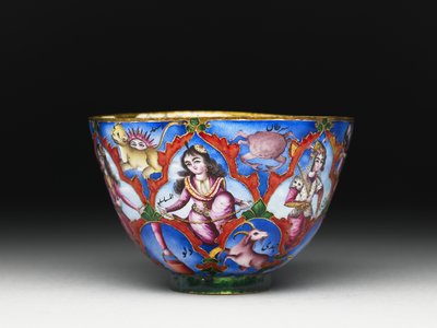 Cuenco con tapa, platillo y cuchara con decoración astrológica, principios del siglo XIX de Baqir