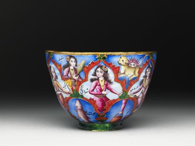 Cuenco con tapa, platillo y cuchara con decoración astrológica, principios del siglo XIX de Baqir