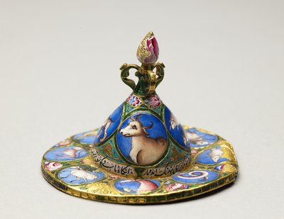 Cuenco con tapa, platillo y cuchara con decoración astrológica, principios del siglo XIX de Baqir