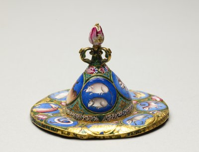 Tazón con tapa, platillo y cuchara con decoración astrológica, principios del siglo XIX de Baqir