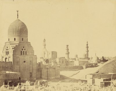 Tumbas de los Califas (El Cairo). de Baron Paul des Granges