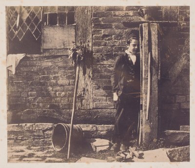 Walter Chamberlain escondiéndose detrás de la bomba de Bredicot, mediados de la década de 1850 de Benjamin Brecknell Turner