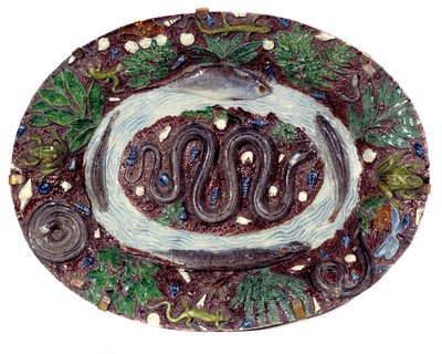 Plato de loza con serpientes y batracios. Diámetro 0.52 m. Siglo XVI. Realizado por Bernard Palissy (1510-1589). Sèvres, Museo Nacional de Cerámica de Bernard Palissy