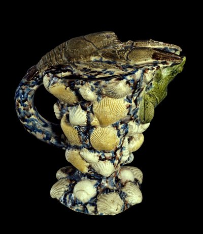 Aguamarina rústica con cerámica decorada con conchas de Bernard Palissy