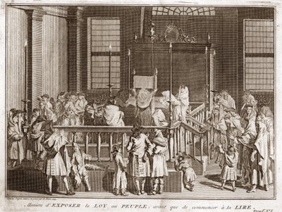 Judaísmo: exhibición de la Torá en una sinagoga antes de la lectura, grabado de 