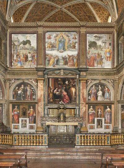 Vista de los frescos con la Adoración de los Reyes Magos de Bernardino Luini