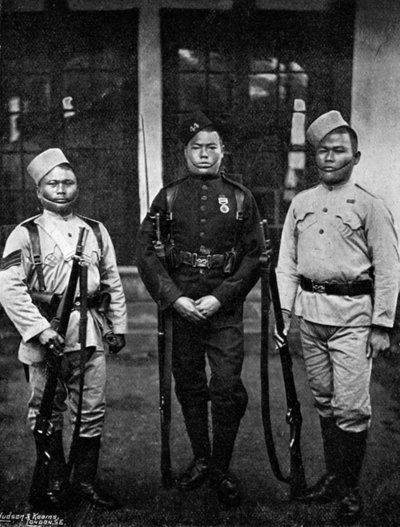 Tipos de uniforme de los 44 Gurkhas de Bourne and Shepherd