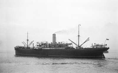 Opawa (1906) en marcha frente a Avonmouth de Brigadier L. R. E. Fayle